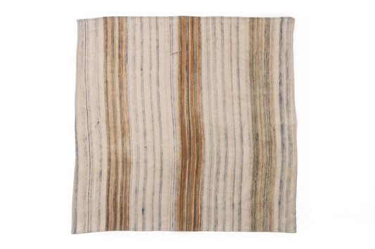 <img src="TOURMALINE-1-jpg" alt="BROWN TOURMALINE BANDANA"/>