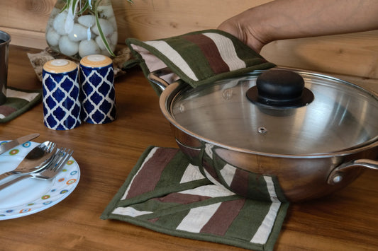 POT HOLDER/TRIVET