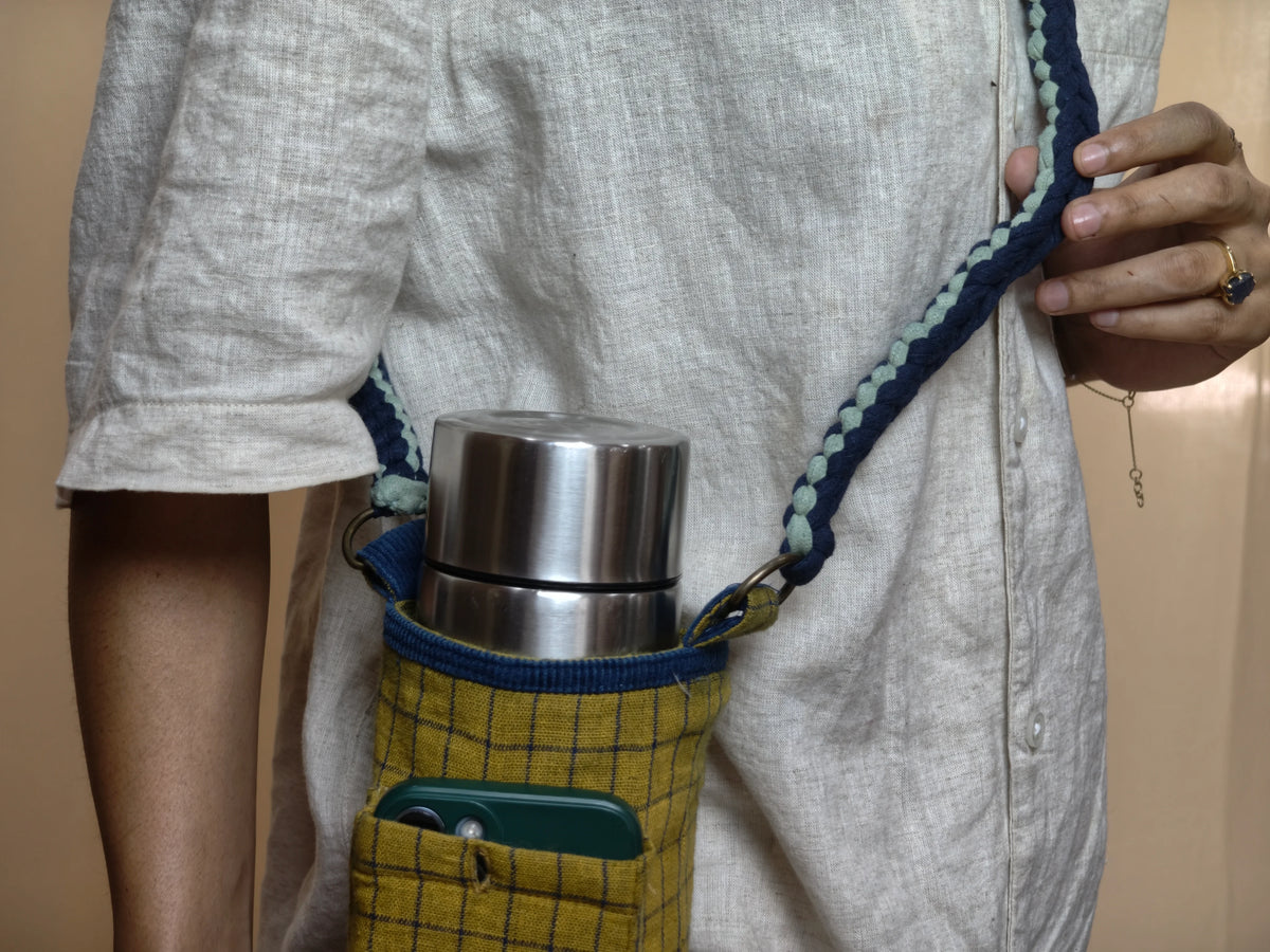 CROSSBODY BOTTLE  AND PHONE BAG SU-7