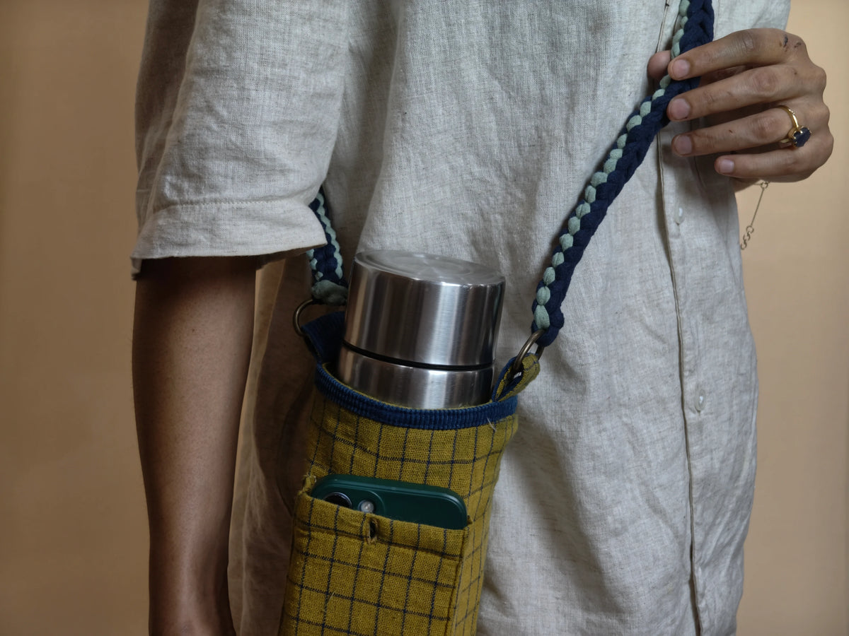 CROSSBODY BOTTLE  AND PHONE BAG SU-7