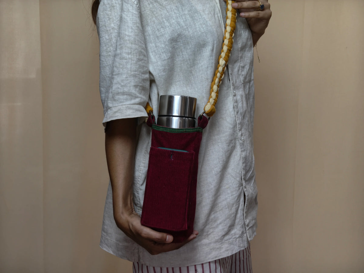 CROSSBODY BOTTLE  AND PHONE BAG SU-7