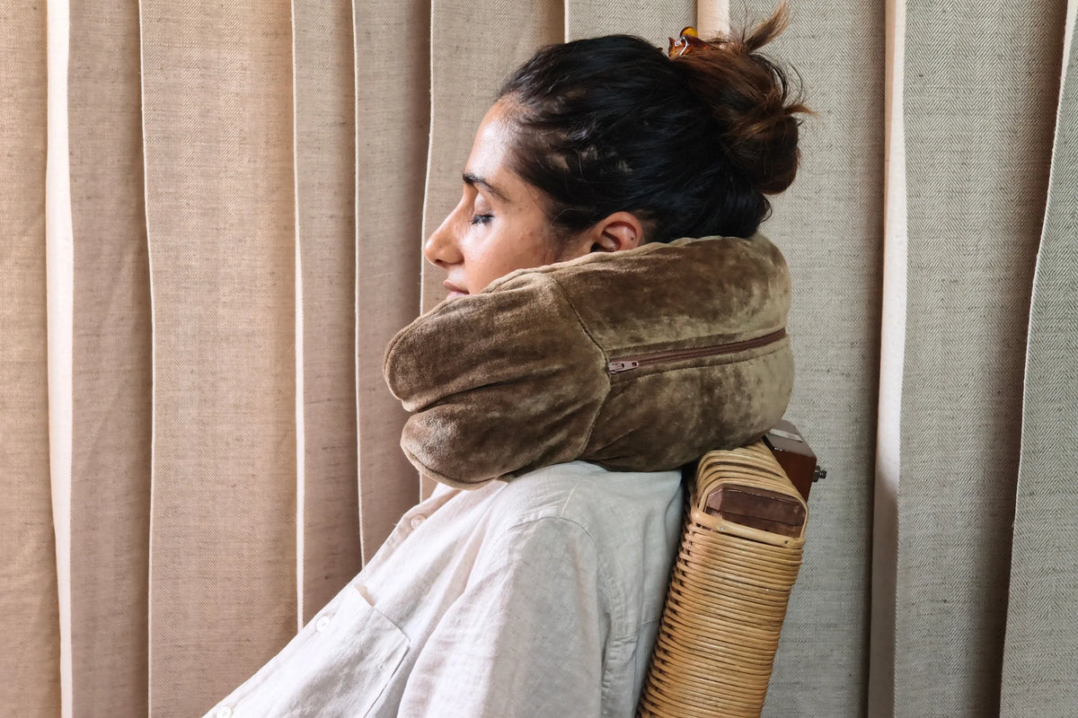 STUFFABLE NECK PILLOW SU-6