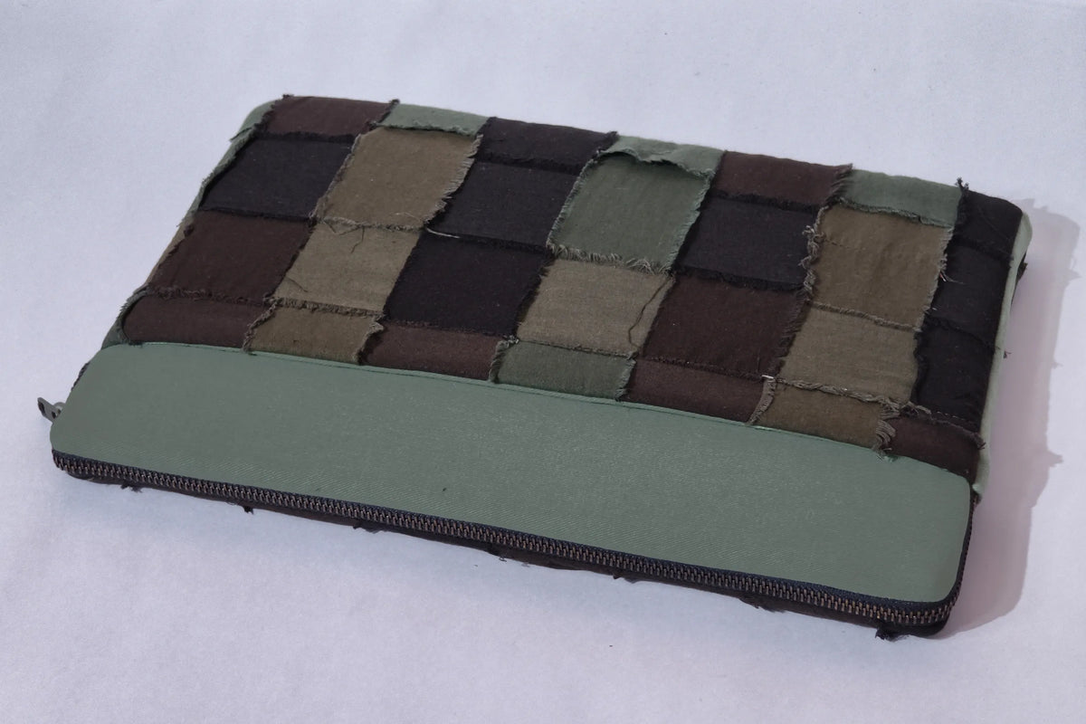 LAPTOP SLEEVE