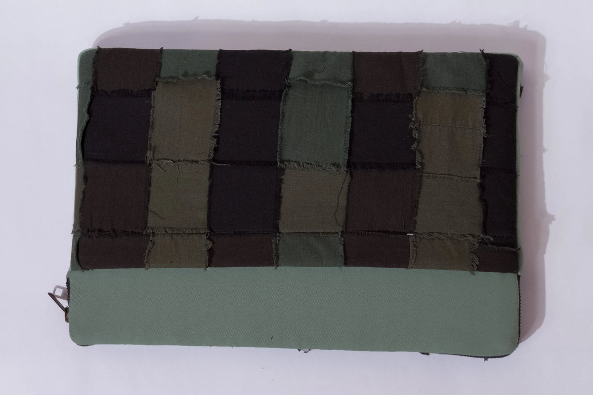 LAPTOP SLEEVE