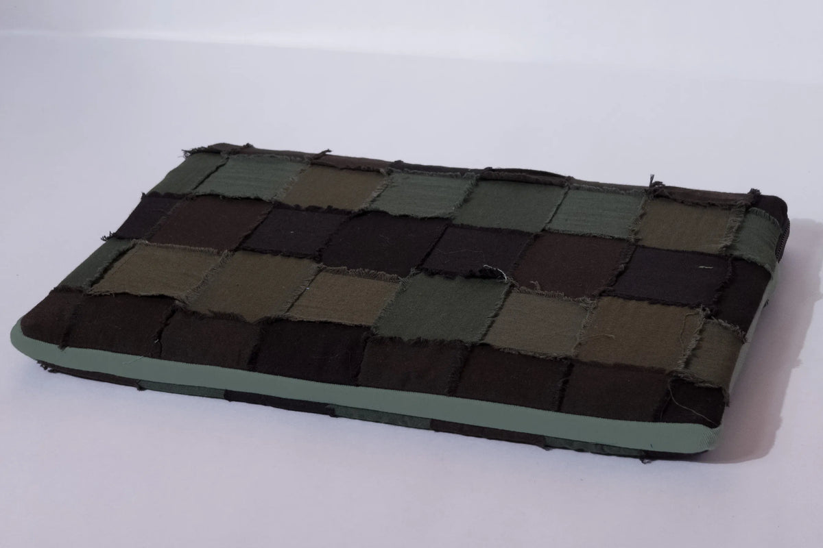 LAPTOP SLEEVE