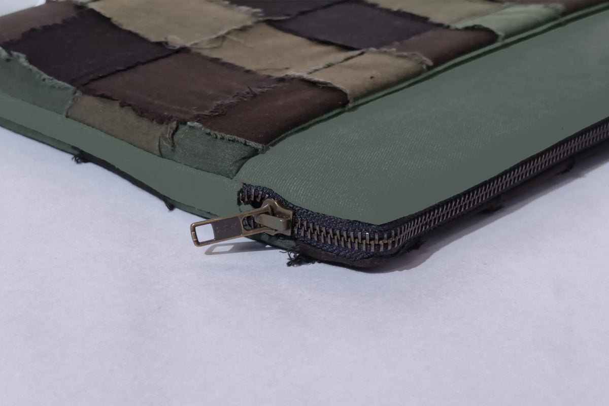 LAPTOP SLEEVE