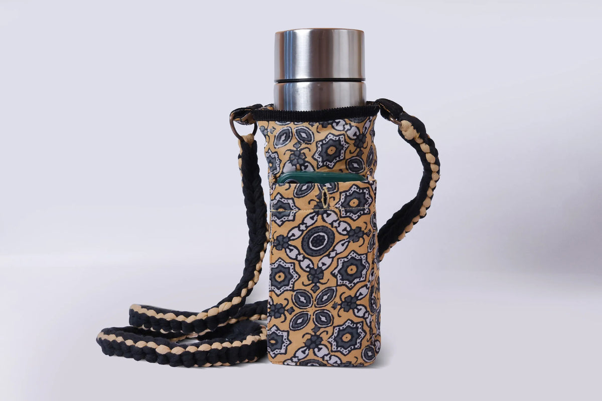 CROSSBODY BOTTLE  AND PHONE BAG SU-7